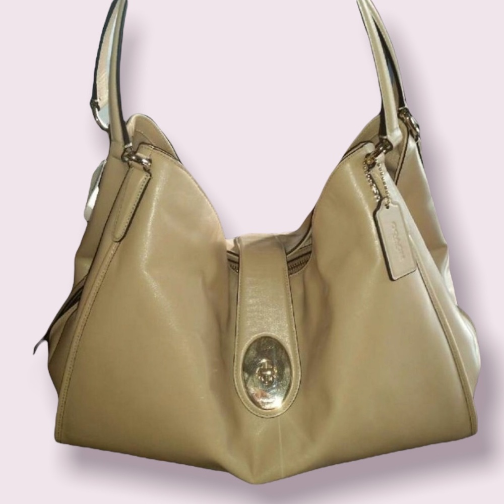 NWT COACH leather Carlyle bag 37637